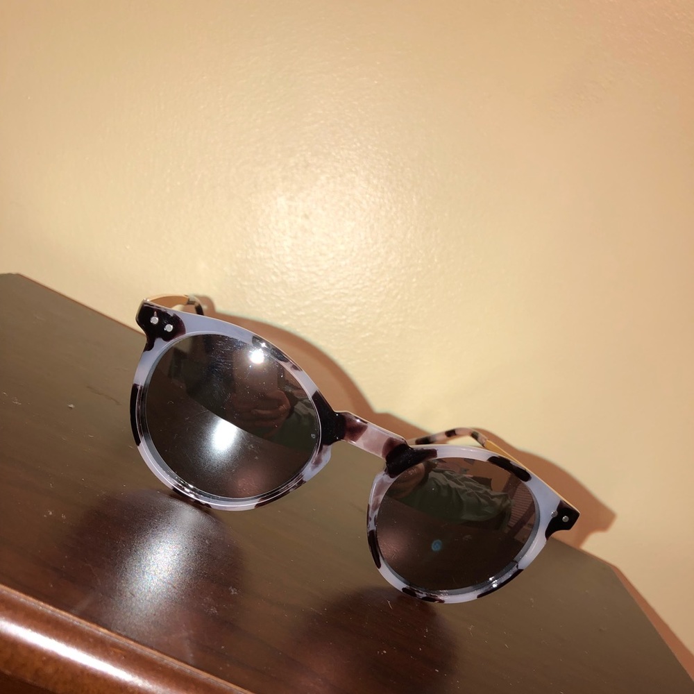 sunglasses 🌞
